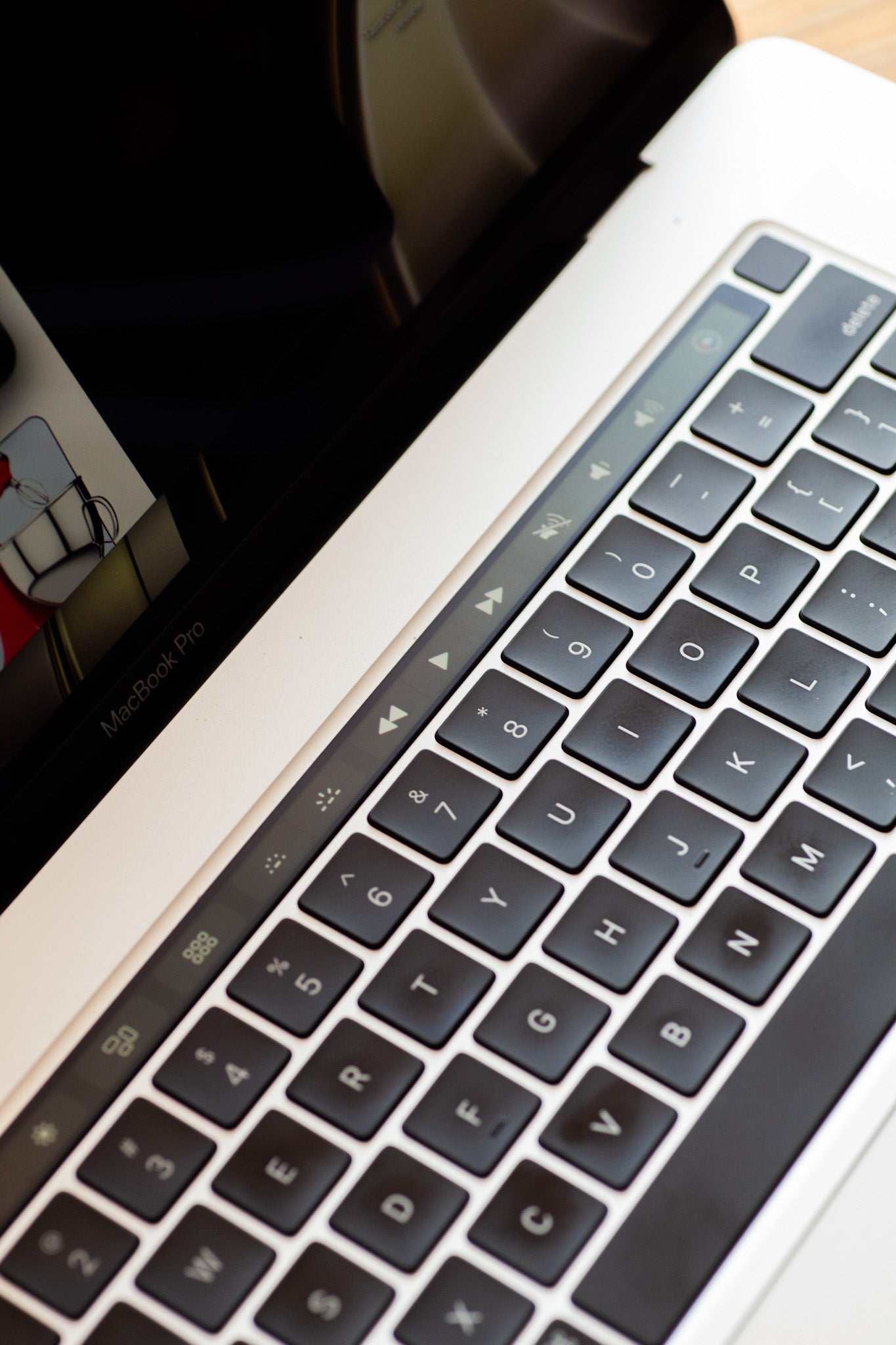 MacBook Pro 16” (2019) en excelente estado