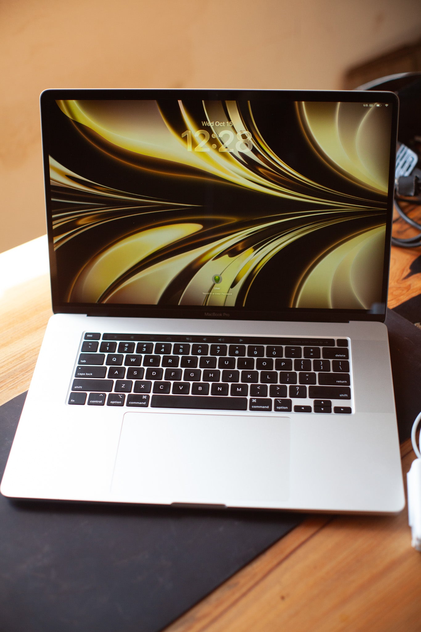 MacBook Pro 16” (2019) en excelente estado