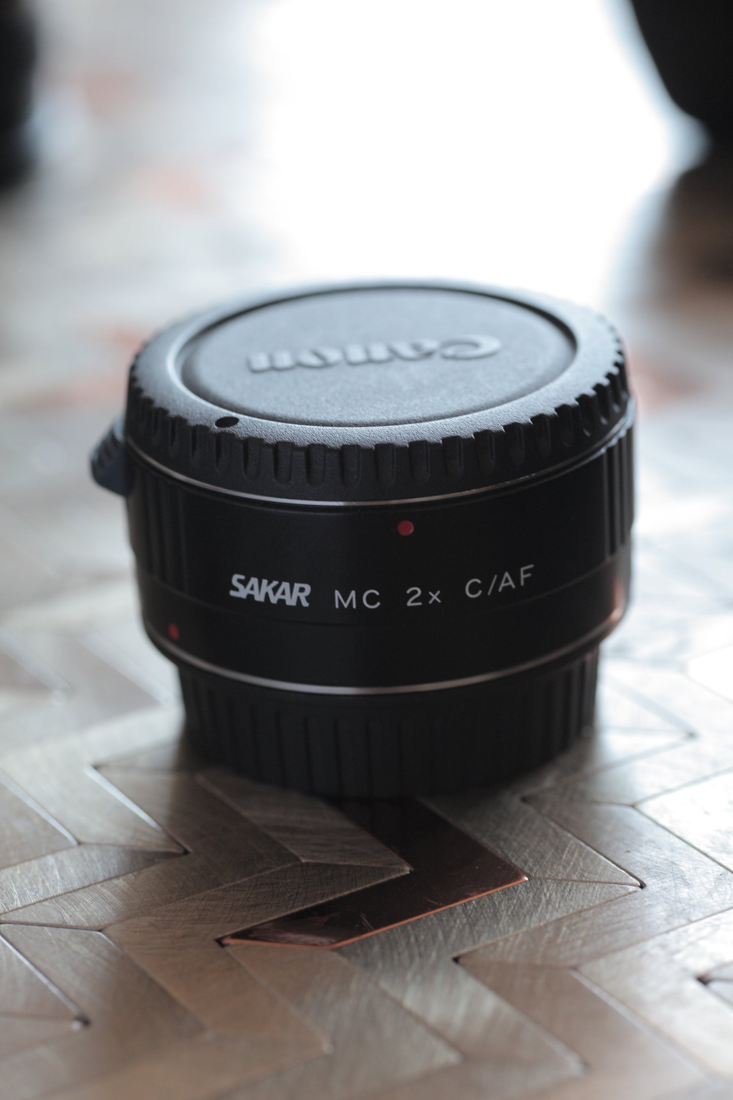 Sakar EF MC 2X C/AF – Teleconvertidor 2X con Enfoque Automático para Canon EF