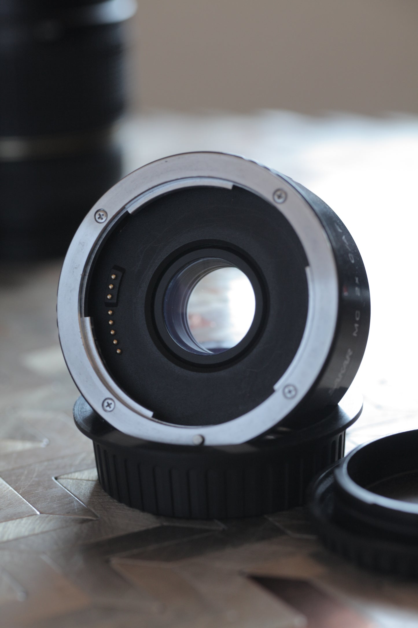 Sakar EF MC 2X C/AF – Teleconvertidor 2X con Enfoque Automático para Canon EF