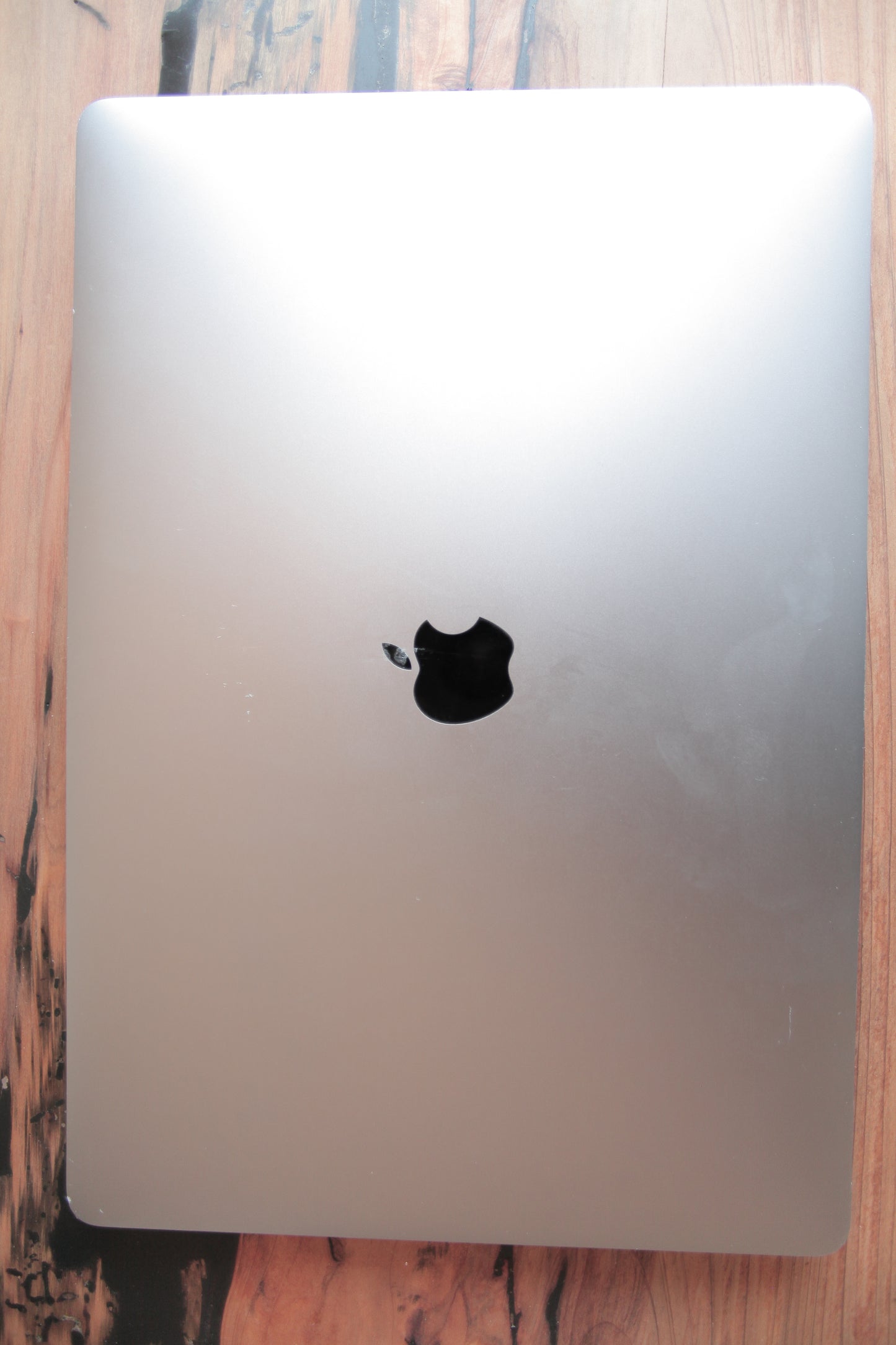 MacBook Pro 16” (2019) en excelente estado