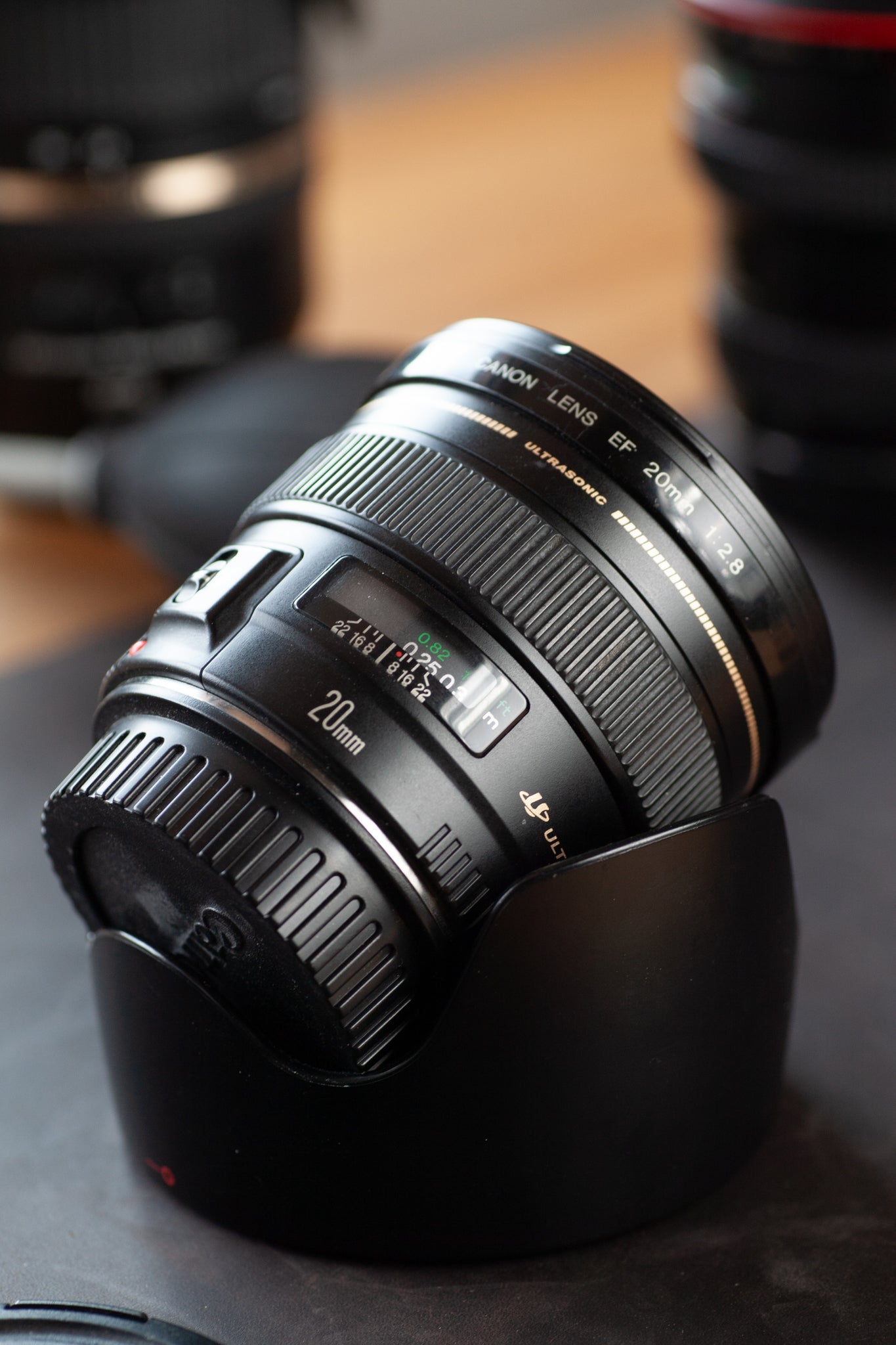 Canon EF 20mm f/2.8 Auto Focus USM Lens