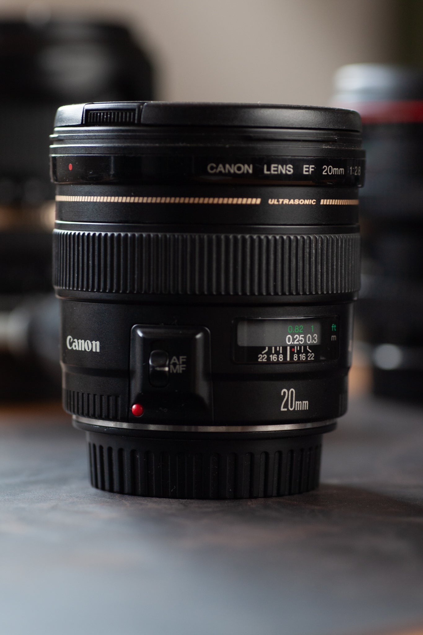 Canon EF 20mm f/2.8 Auto Focus USM Lens