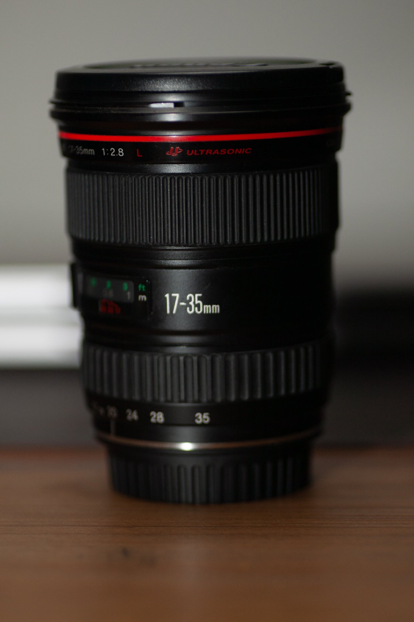 Canon EF 17-35mm f/2.8 L Ultrasonic Lens