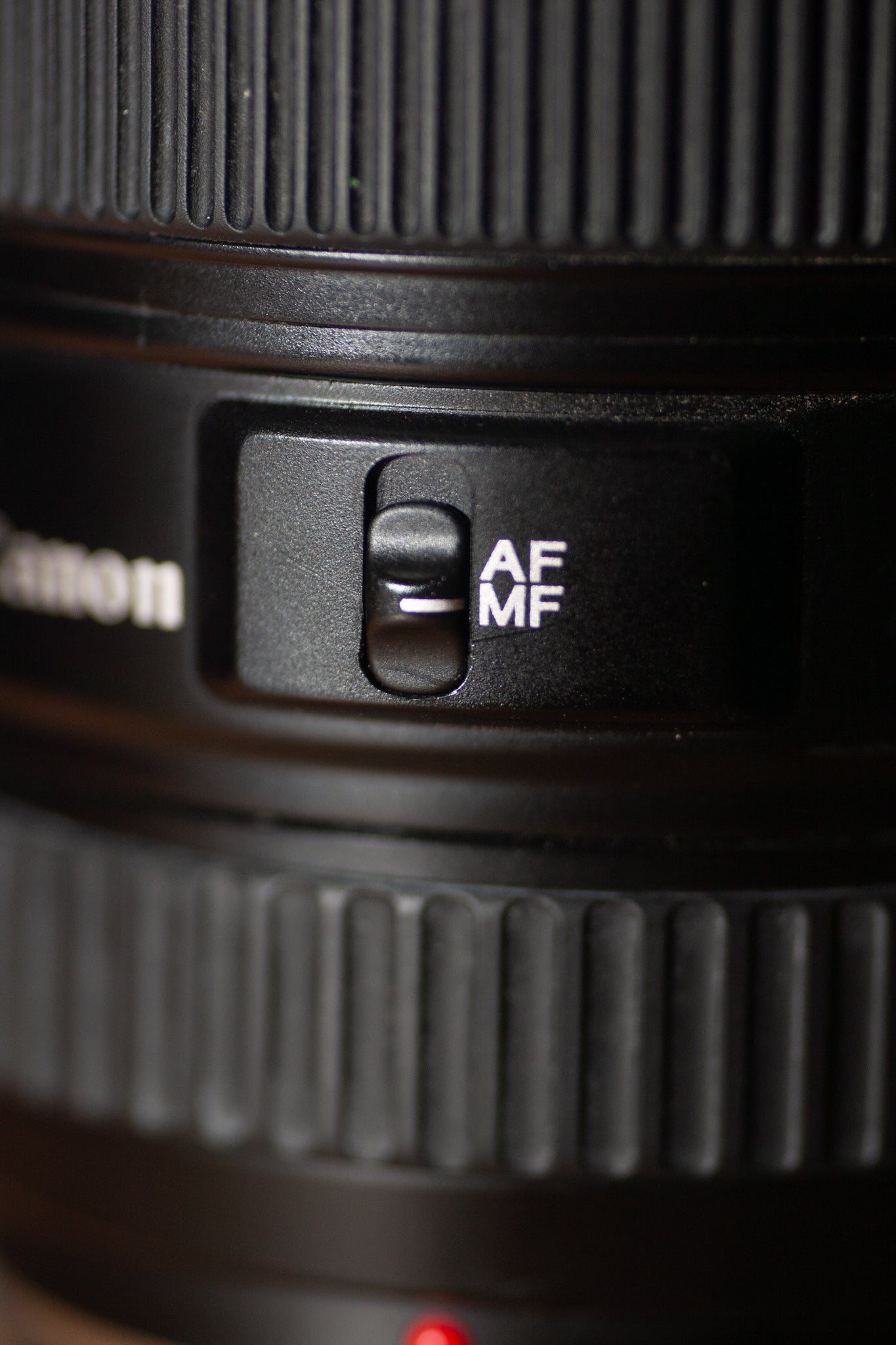Canon EF 17-35mm f/2.8 L Ultrasonic Lens