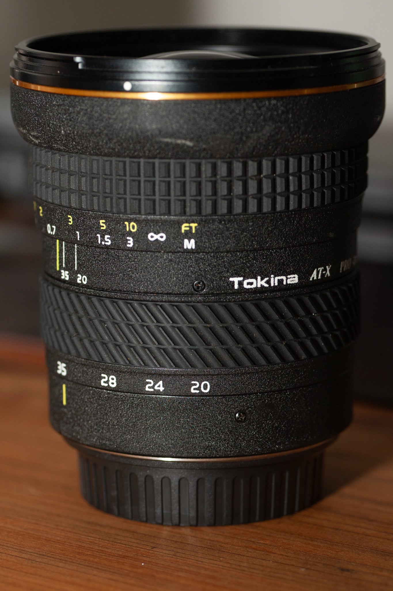 Tokina AT-X EF 20-35mm f/2.8