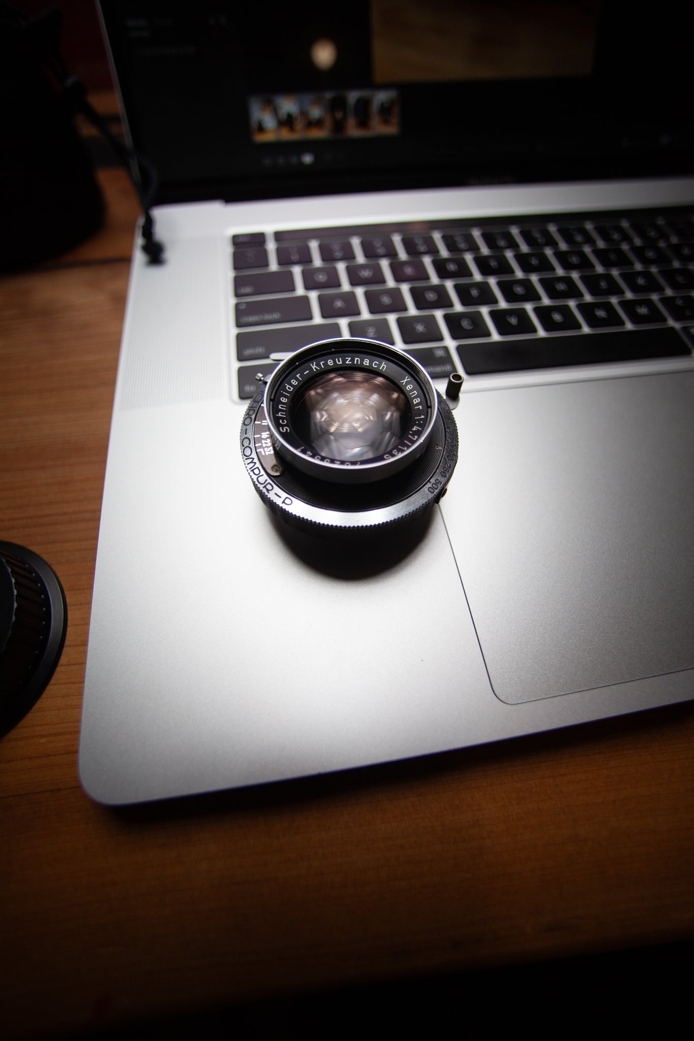 Tamron AF 14mm f/2.8 Aspherical IF – Ultra Gran Angular para Canon EF