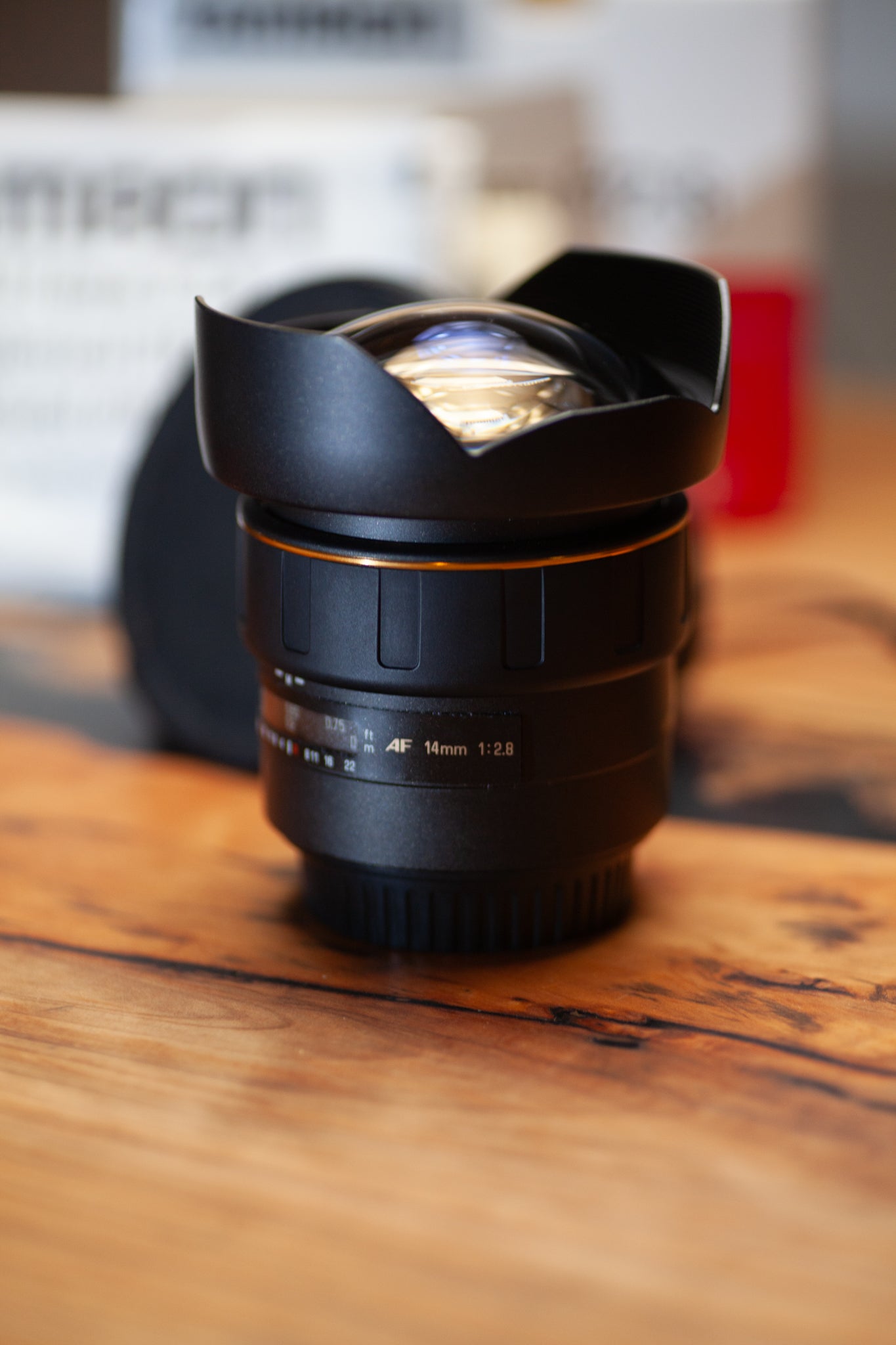 Tamron AF 14mm f/2.8 Aspherical IF – Ultra Gran Angular para Canon EF
