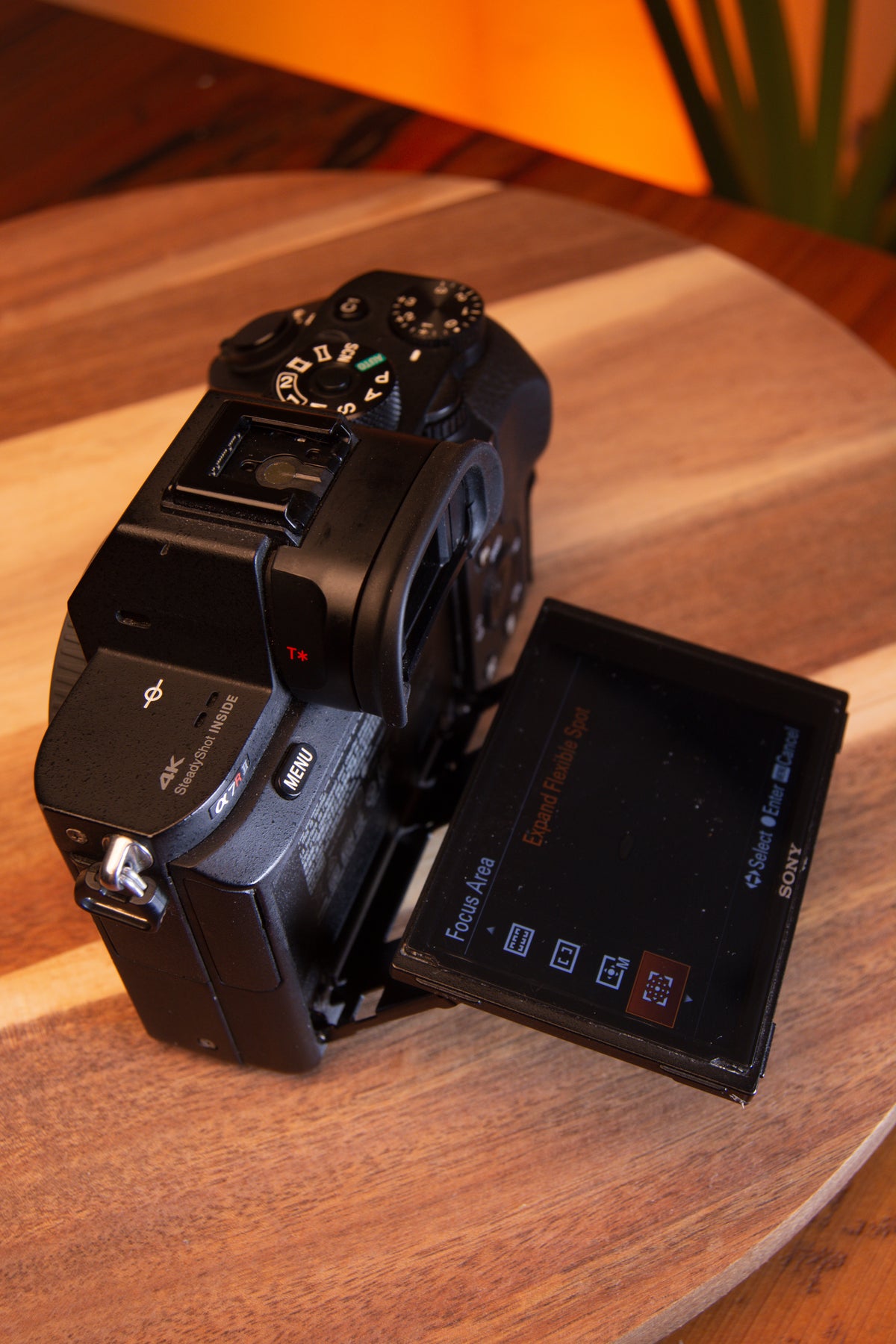 Sony A7R ll con battery grip – Cámara Mirrorless Full Frame de Alta Resolución