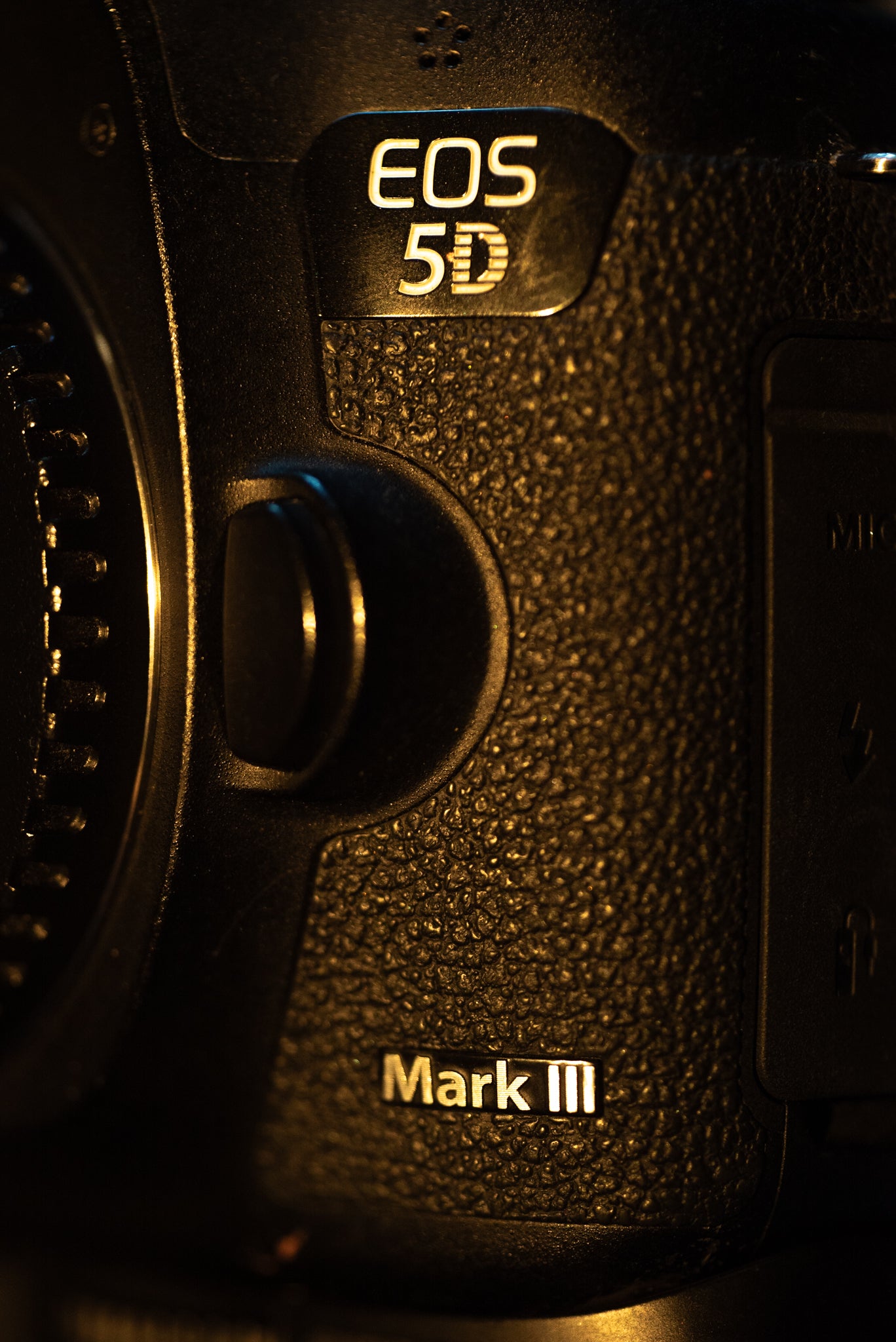 Canon EOS 5D Mark III + Battery Grip – Full Frame Profesional