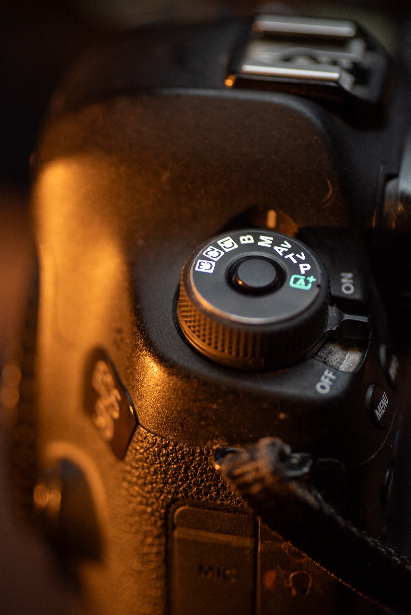 Canon EOS 5D Mark III + Battery Grip – Full Frame Profesional