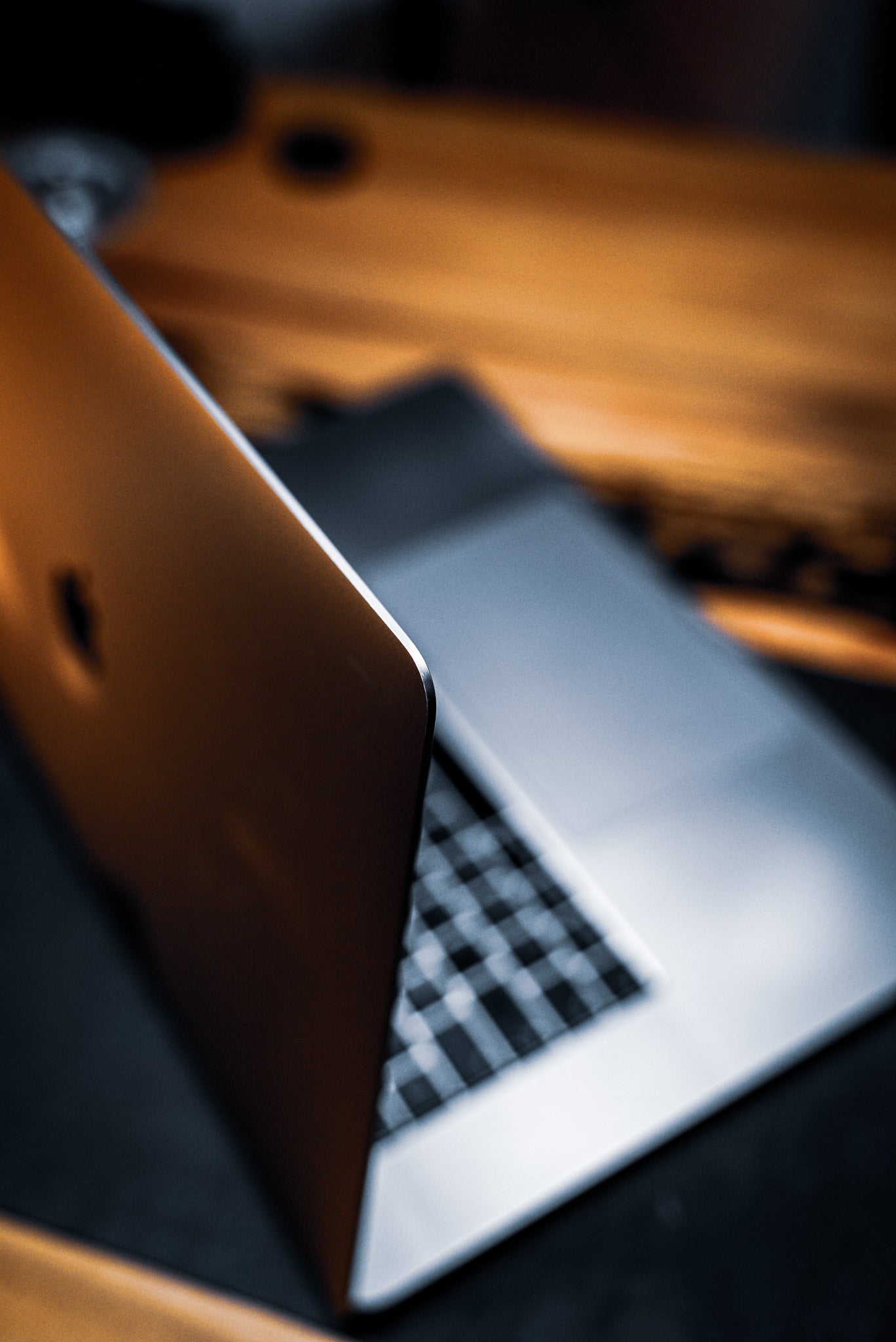 MacBook Pro 16” (2019) – Intel Core i7 / 32GB RAM / 512GB SSD – Gris Espacial