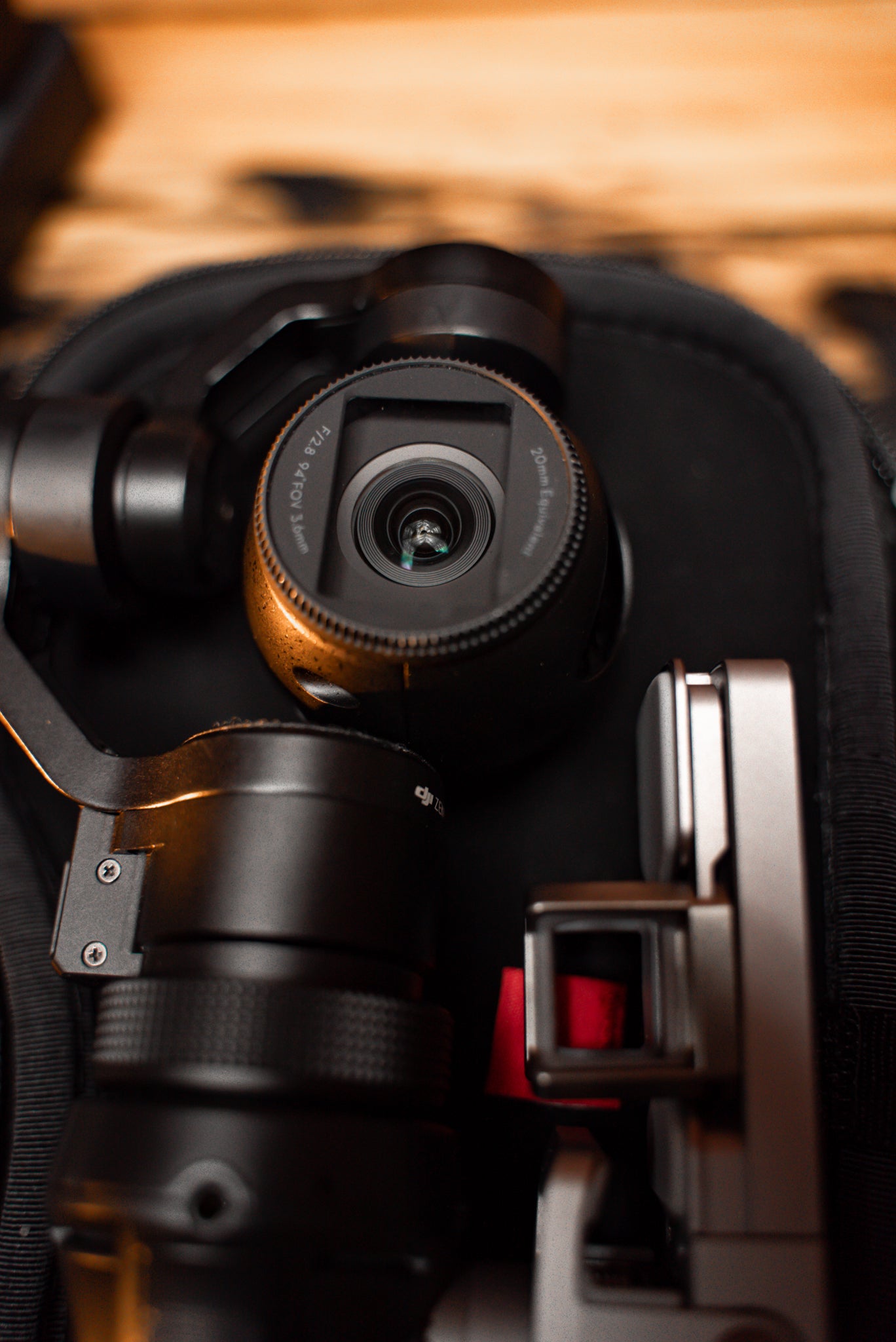 DJI Osmo  – Cámara Estabilizada 3 Ejes Ultra Compacta