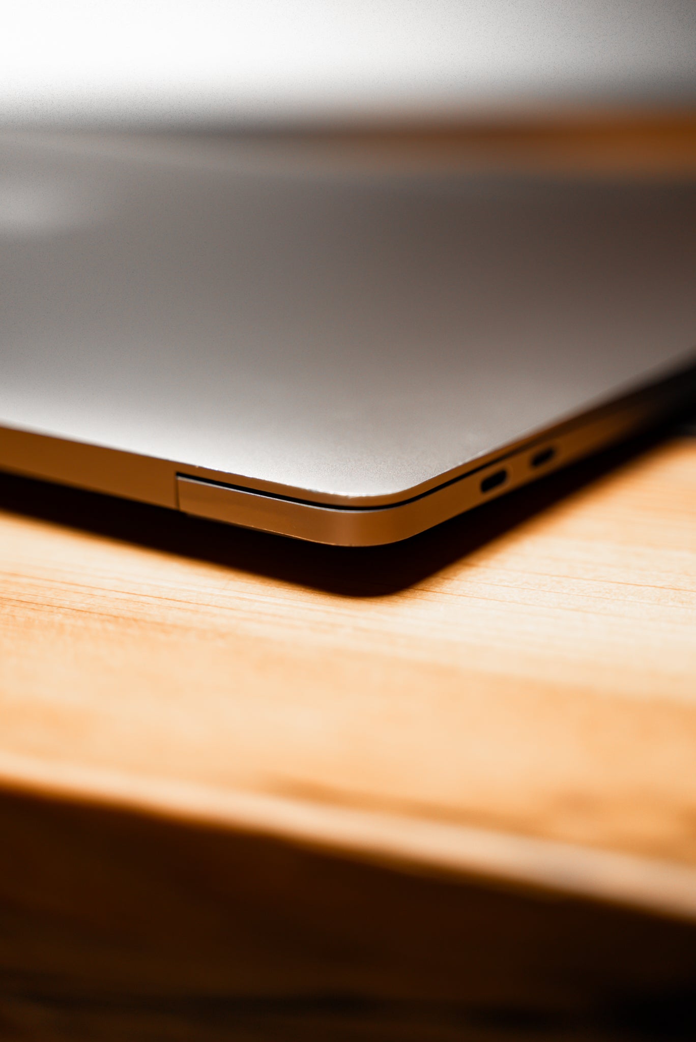 MacBook Pro 15” (2019) – Intel Core i7 / 16GB RAM / 512GB SSD