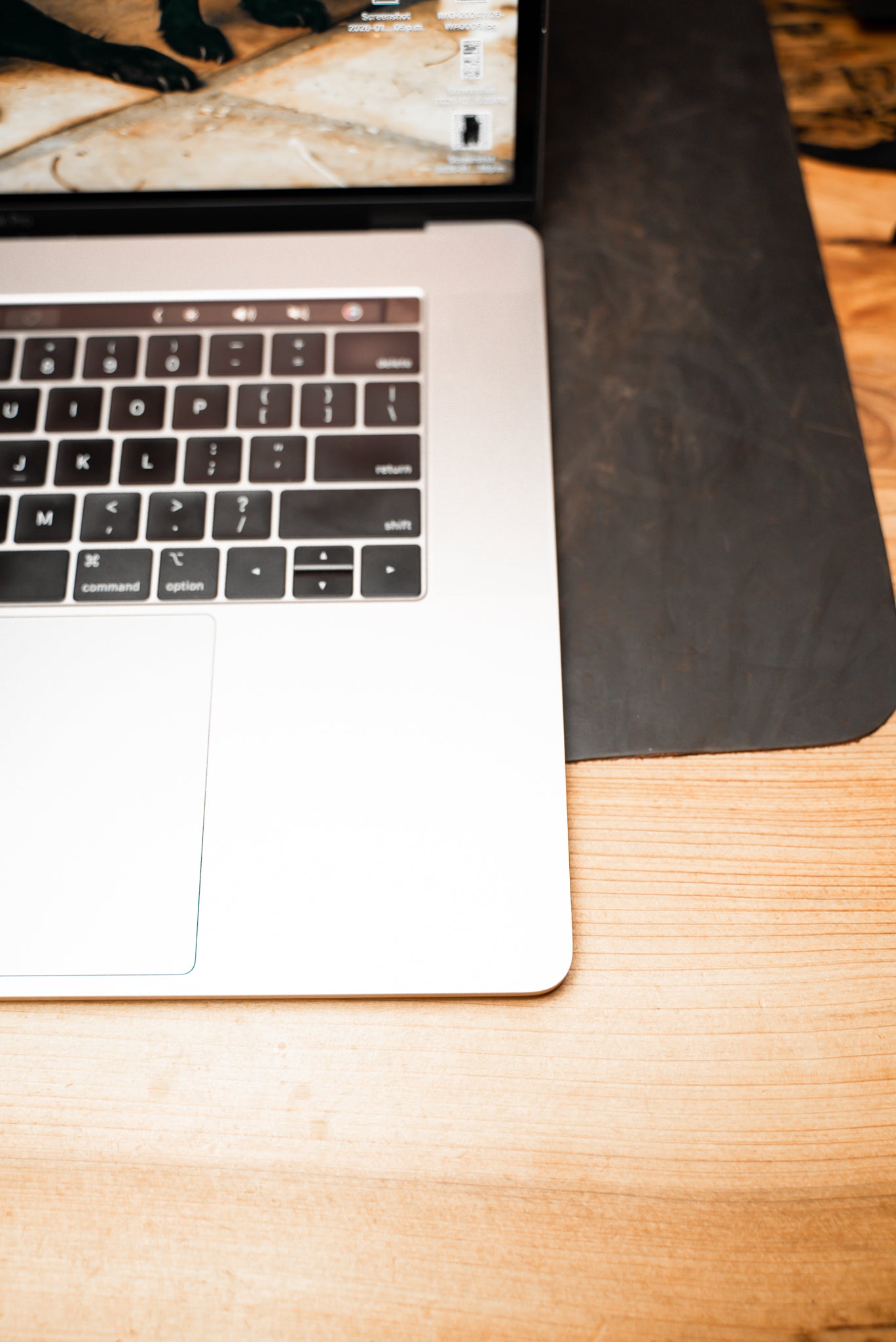 MacBook Pro 15” (2019) – Intel Core i7 / 16GB RAM / 512GB SSD