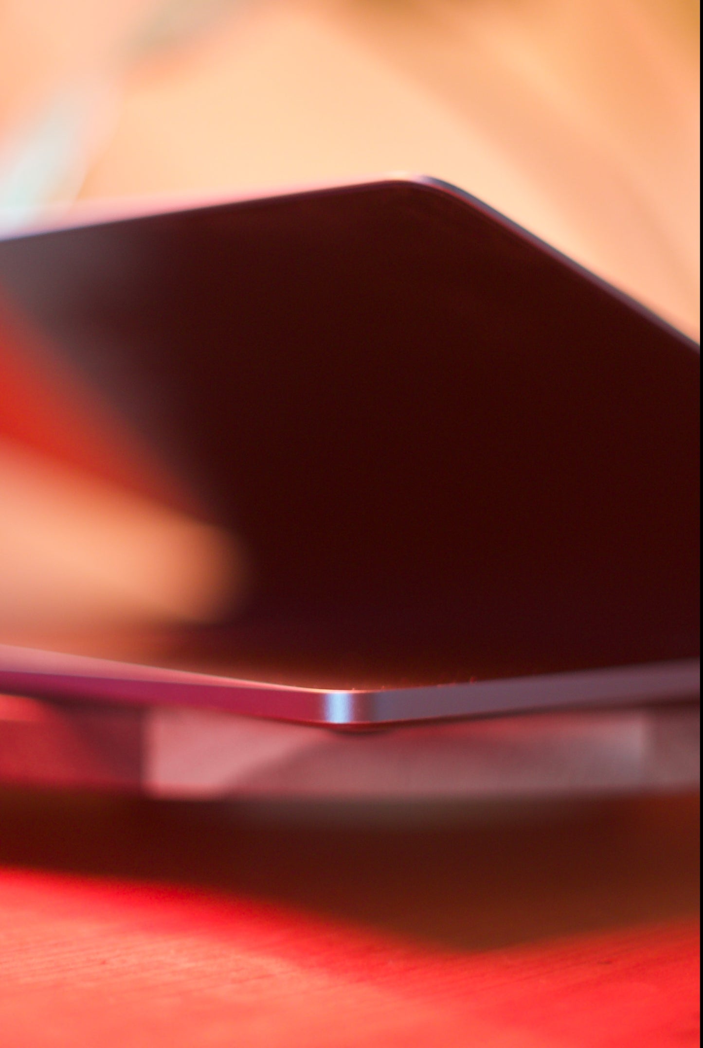 MacBook Pro 15" 2019 — i7 6 núcleos | 16GB RAM | 250GB SSD