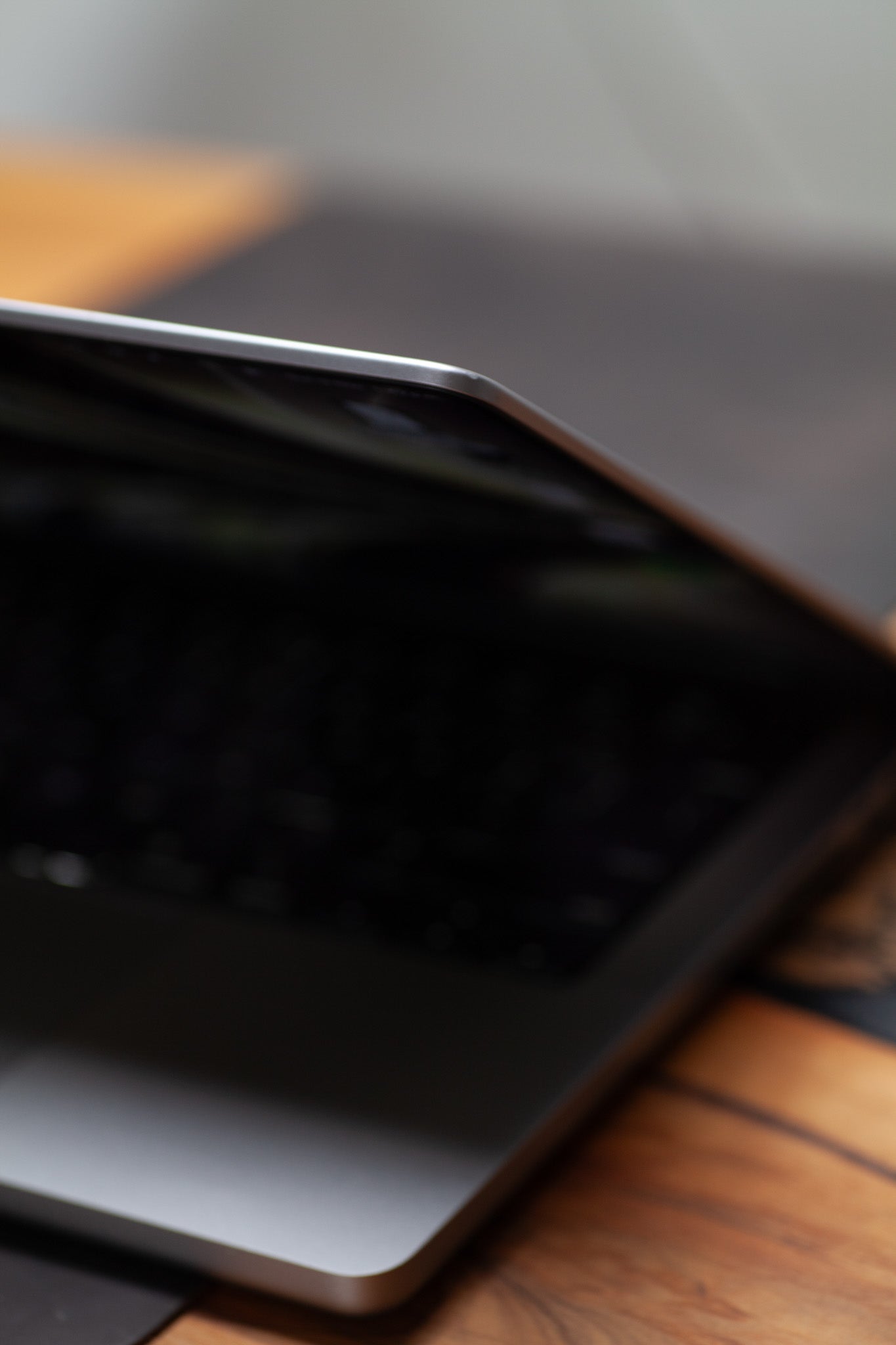 MacBook Pro 14" (2021) – Apple M1 Pro / 16GB RAM / 1TB SSD