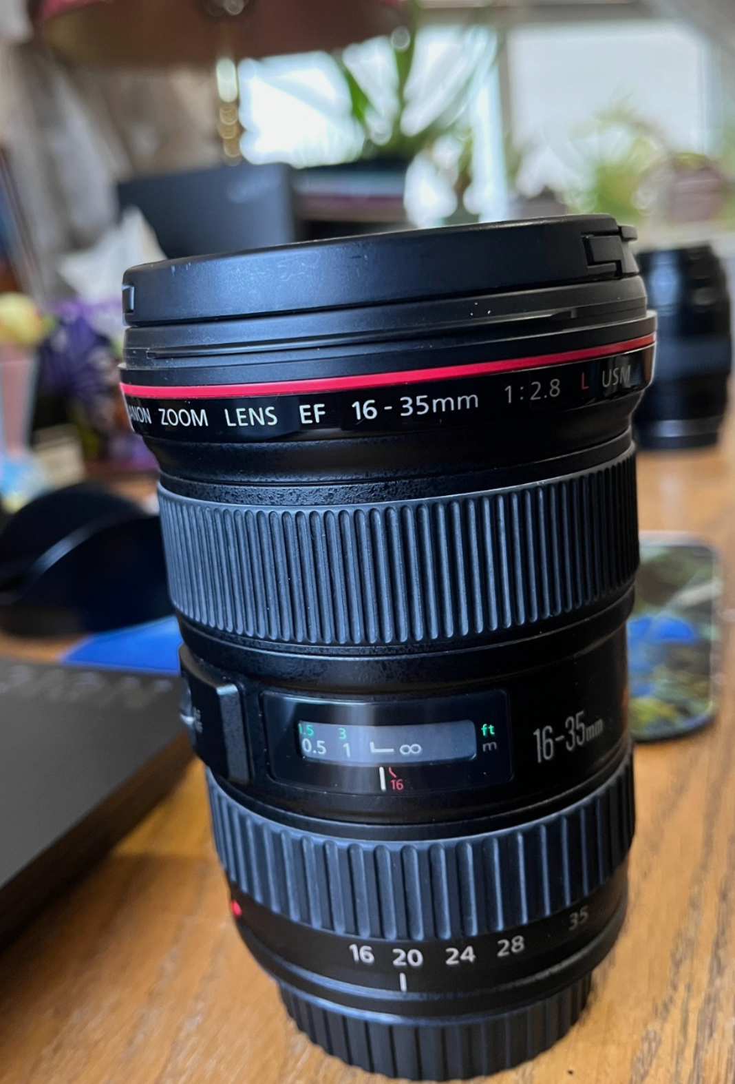 Canon EF 16-35mm f/2.8L USM