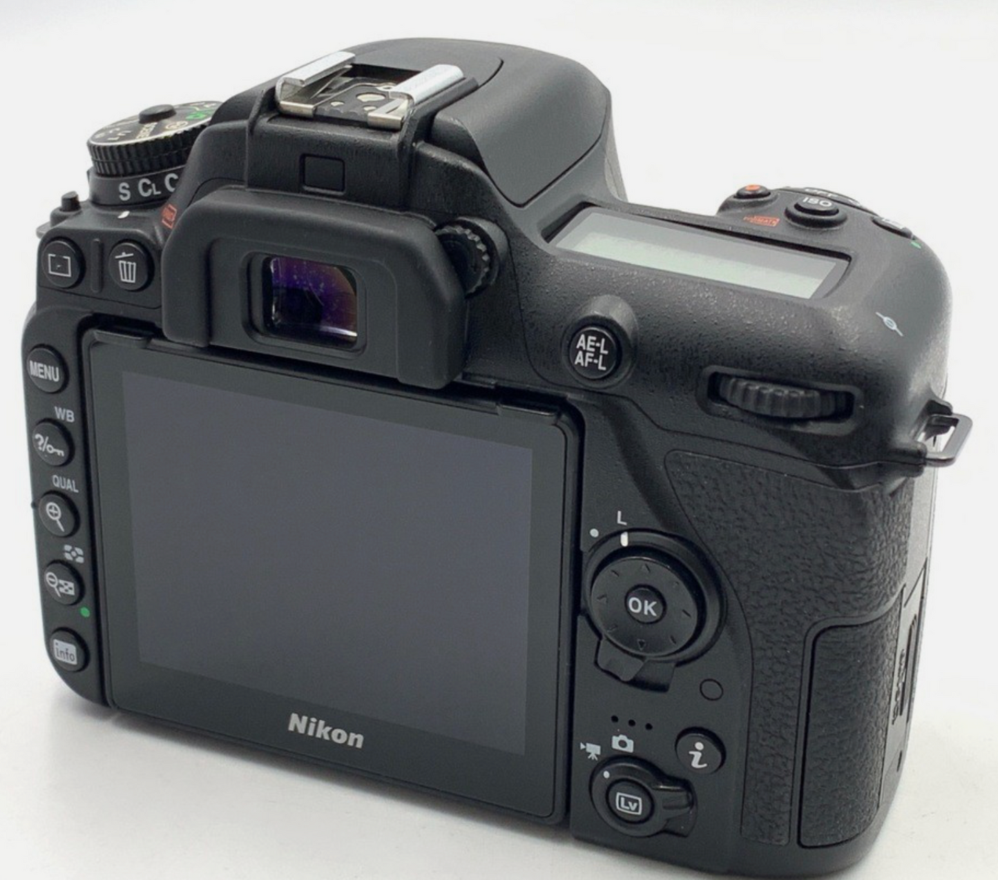 Nikon D7500 — Cámara DSLR APS-C de Gama Alta (Solo Cuerpo) 6755 disparos