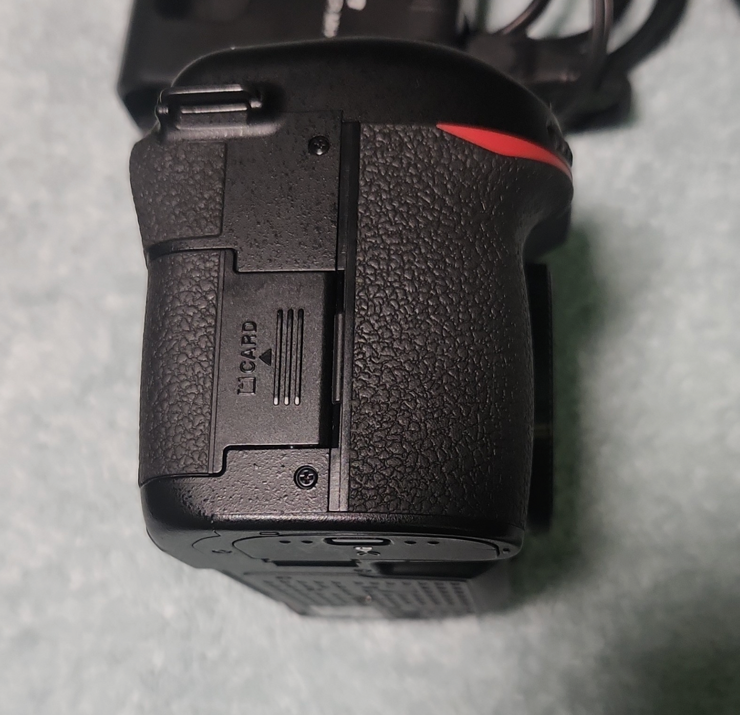 Nikon D7500 — Cámara DSLR APS-C de Gama Alta (Solo Cuerpo) 3729 disparos