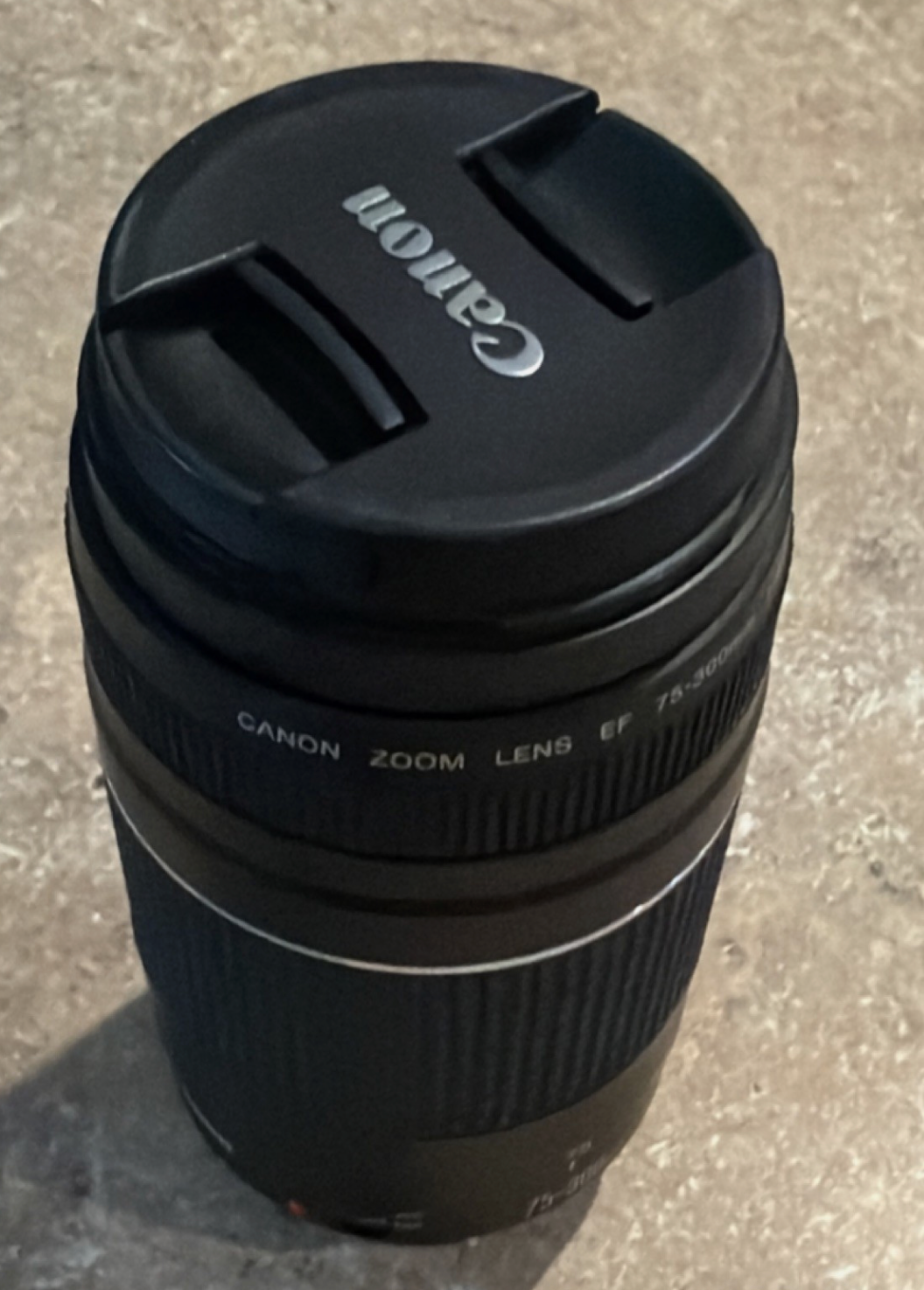 Lente Canon EF 75-300mm f/4-5.6  — Telefoto para Canon EOS