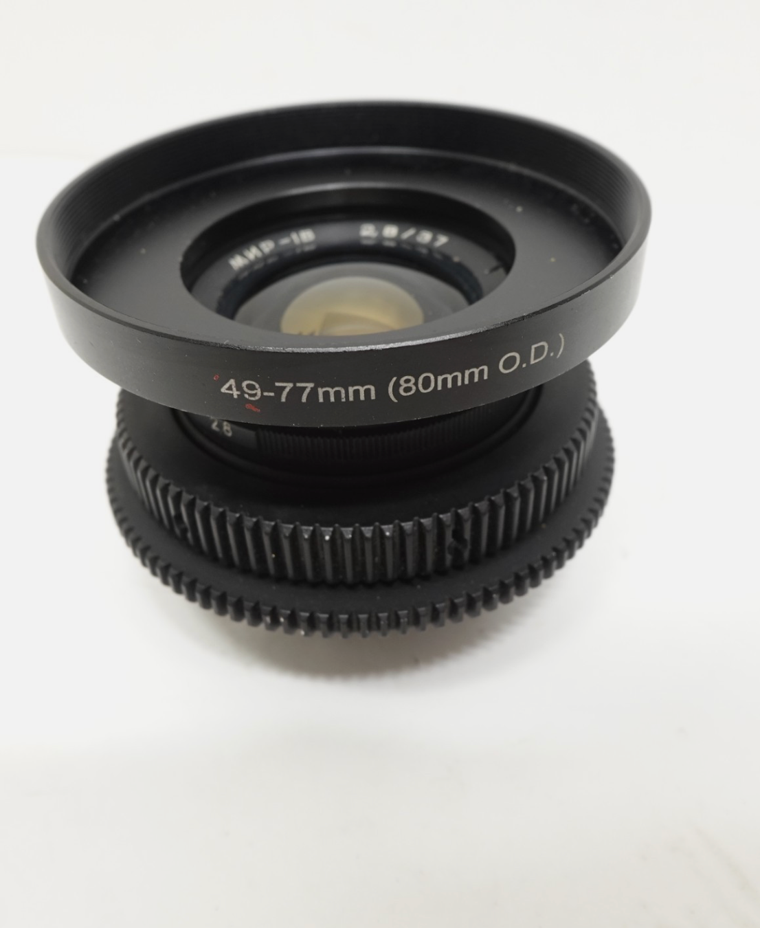 MIR-1B 37mm f/2.8 – Lente Vintage Soviético
