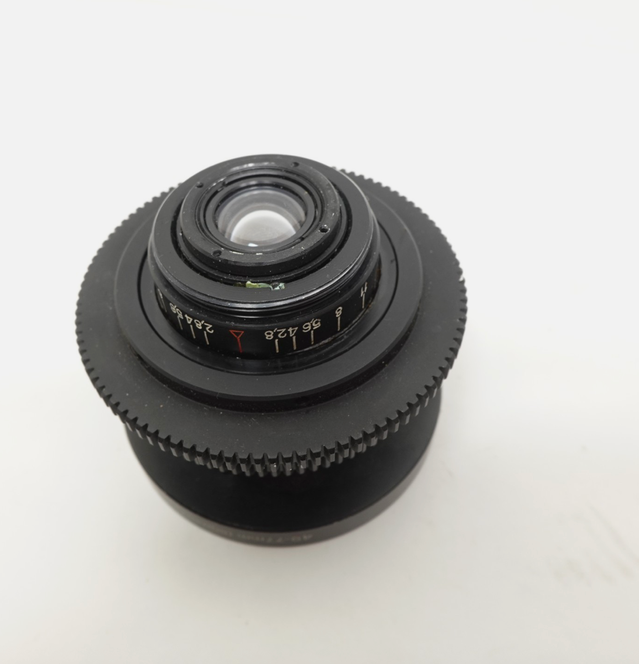 MIR-1B 37mm f/2.8 – Lente Vintage Soviético