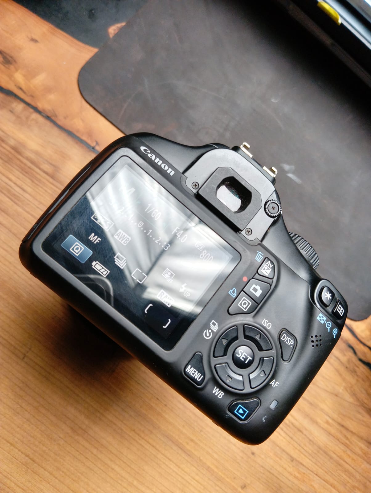 Canon t3 Con lente Vivitar 19-35mm