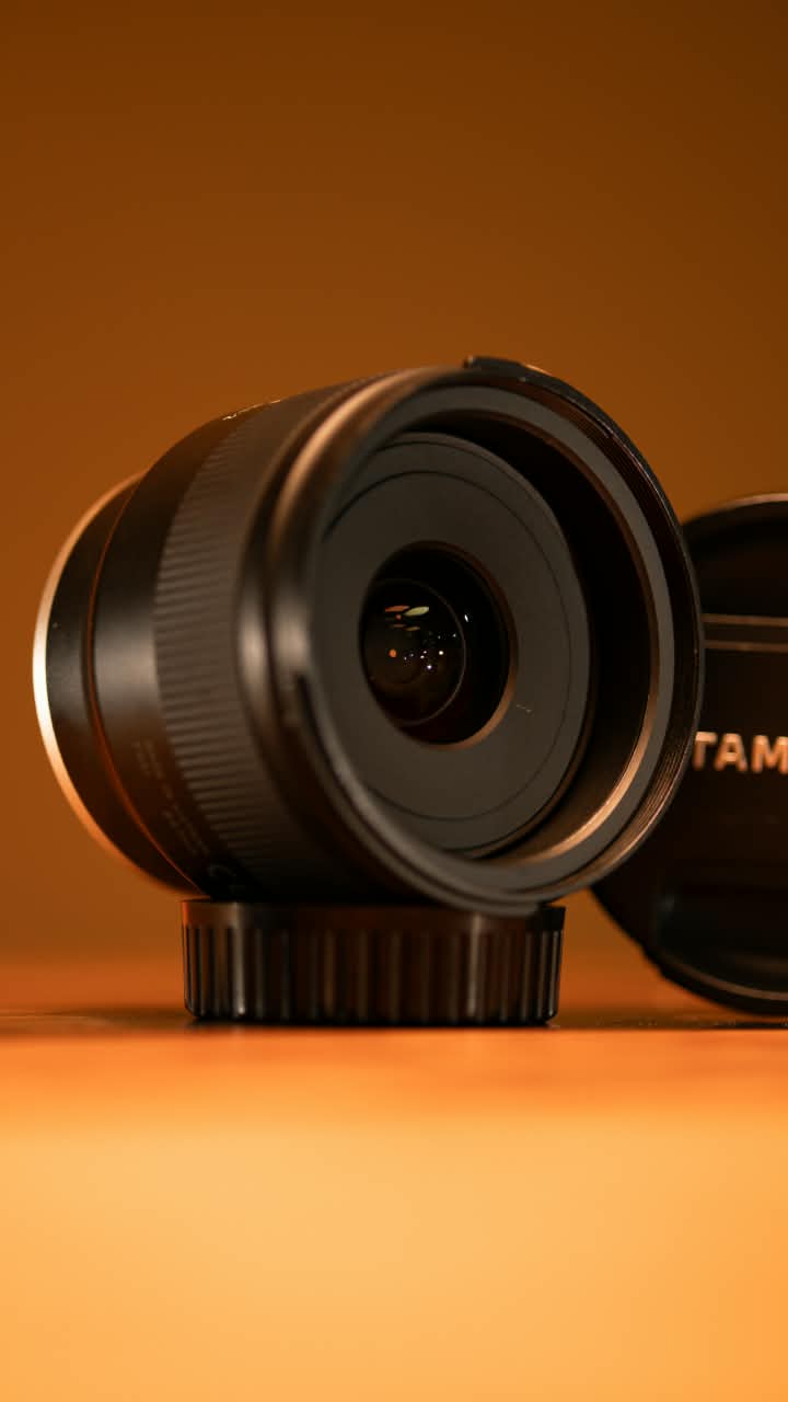 Tamron 24mm f/2.8 Di III OSD M1:2 — Sony E / FE