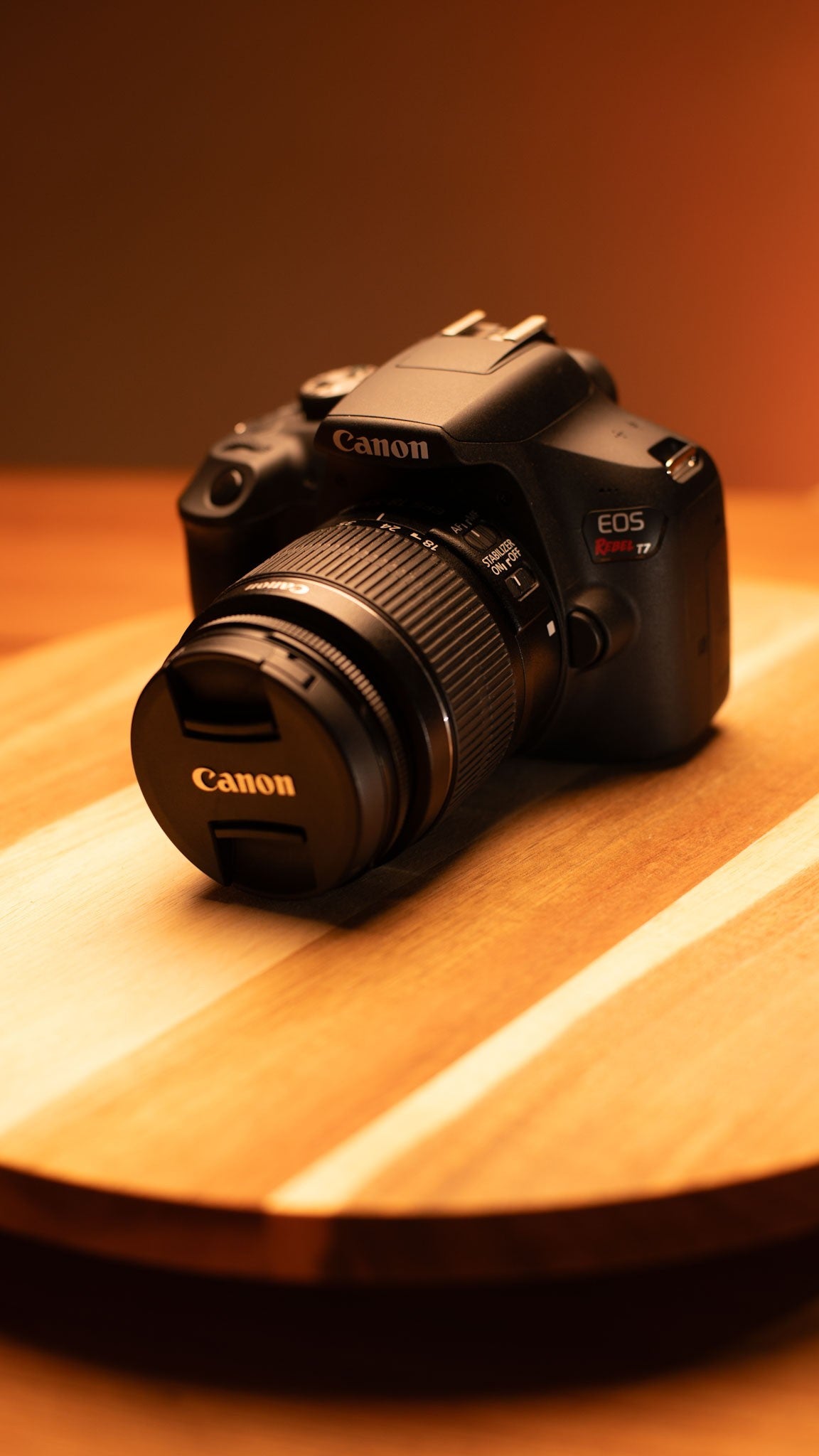 Canon EOS Rebel T7 + Canon EF-S 18-55mm f/3.5-5.6 IS II