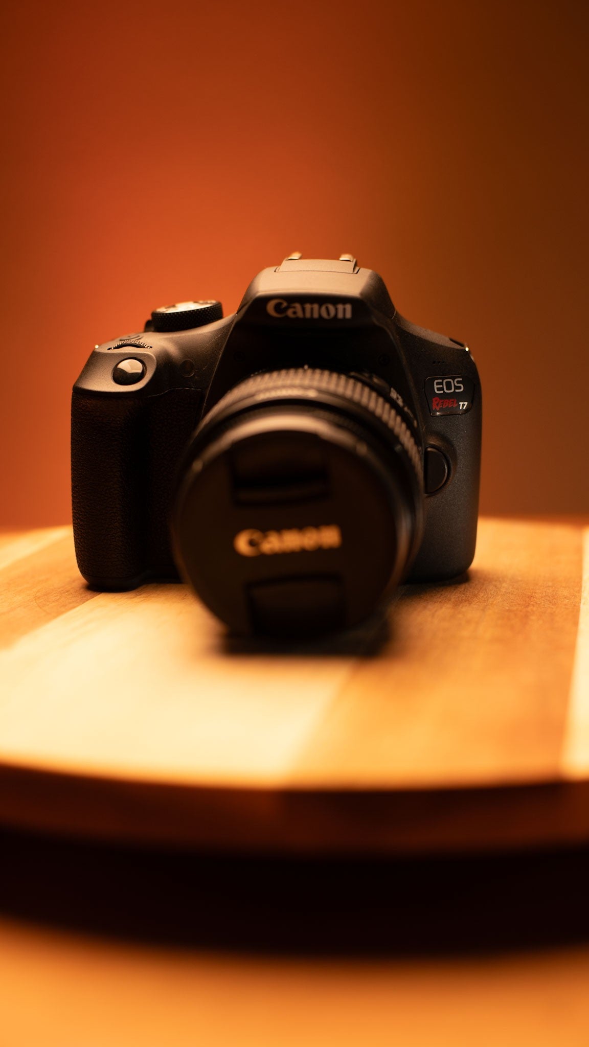 Canon EOS Rebel T7 + Canon EF-S 18-55mm f/3.5-5.6 IS II