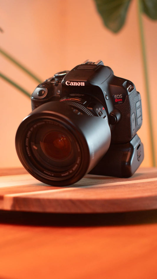 Canon EOS Rebel T4i + Canon EF 28-135mm IS USM + Battery Grip