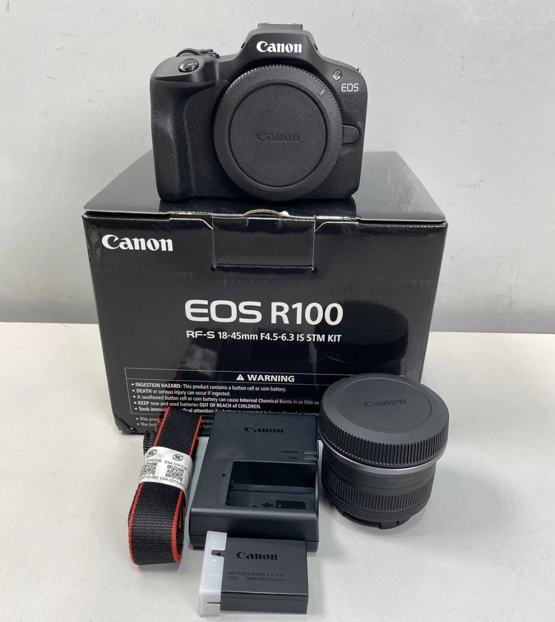 Canon EOS R100 + RF-S 18-45mm f/4.5-6.3 IS STM